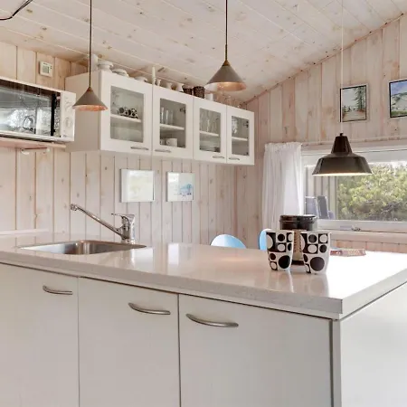 Holiday Syni - 500m From The Sea In Nw Jutland By Interhome *